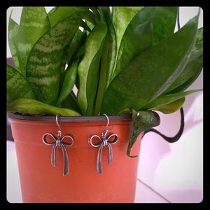 James Avery Bow Earring Set